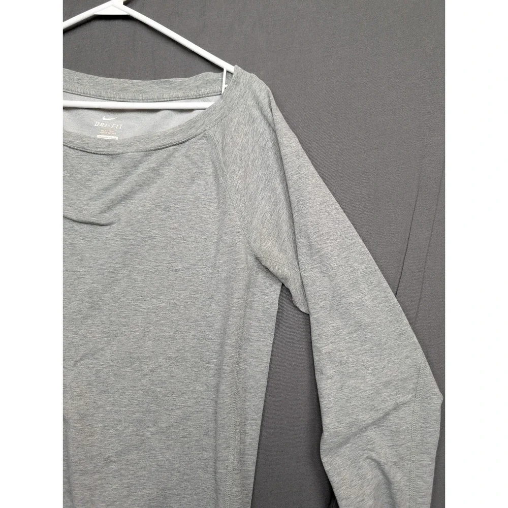 Nike Dri Fit Womens Gray Long Sleeve Top Small‎